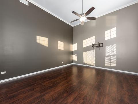 2207 Owl Dr, Plainfield, IL 60586 photo 4
