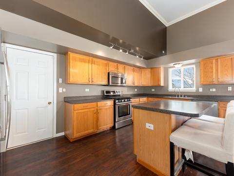 2207 Owl Dr, Plainfield, IL 60586 photo 11