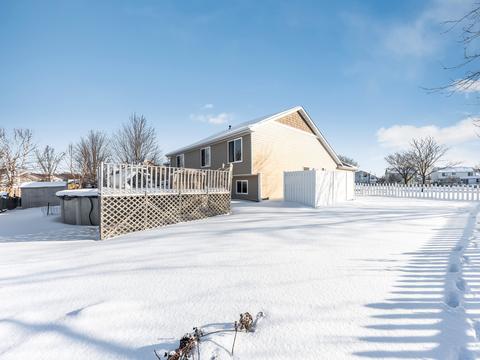 2207 Owl Dr, Plainfield, IL 60586 photo 2