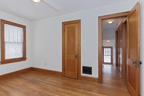 305 Willard Ave, Bloomington, IL 61701 photo 24