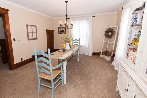 302 W Owsley St, Chenoa, IL 61726 photo 9