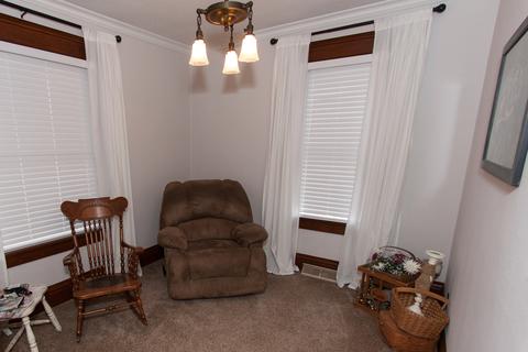 302 W Owsley St, Chenoa, IL 61726 photo 7