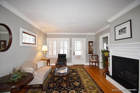 917 Webster Ave, Wheaton, IL 60187 photo 4