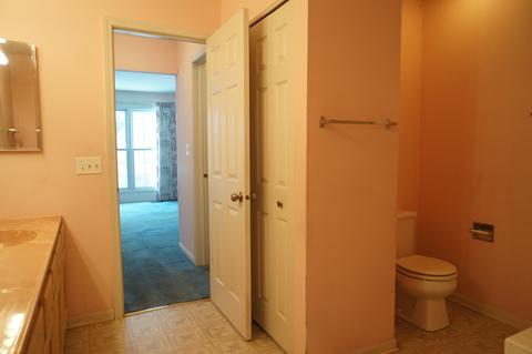 9089 Jacqueline Dr, Des Plaines, IL 60016 photo 11