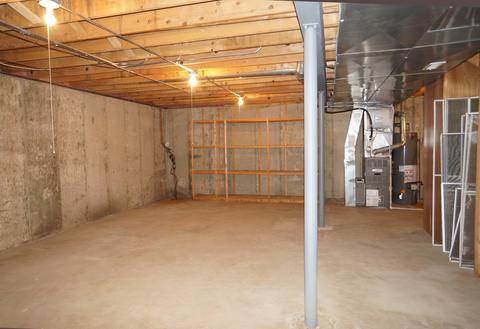 9089 Jacqueline Dr, Des Plaines, IL 60016 photo 20