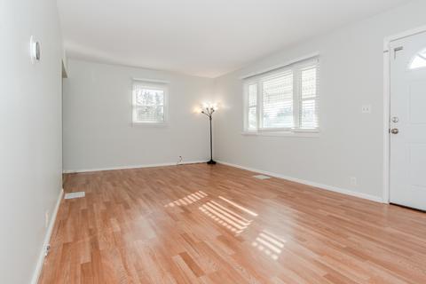 217 Westgate Dr, Aurora, IL 60506 photo 3
