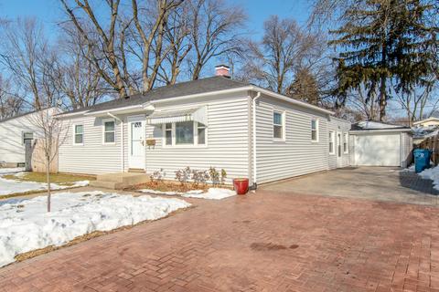 217 Westgate Dr, Aurora, IL 60506 photo 2