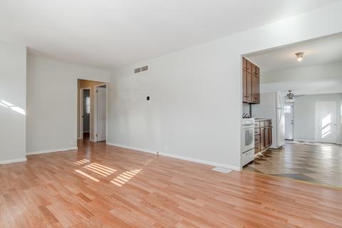 217 Westgate Dr, Aurora, IL 60506 photo 6
