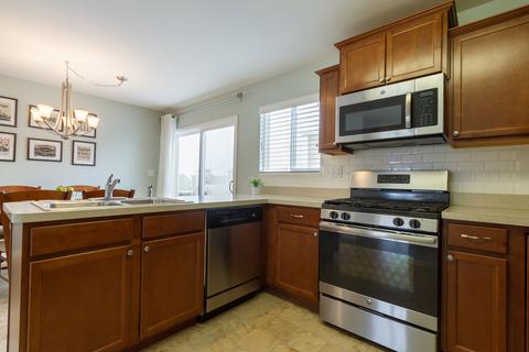 1656 Ruby Dr, Pingree Grove, IL 60140 photo 8
