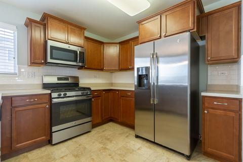 1656 Ruby Dr, Pingree Grove, IL 60140 photo 9