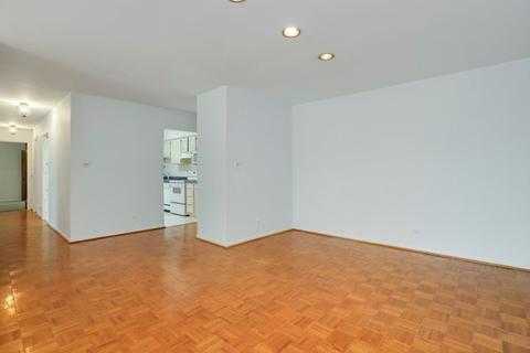 1500 Harbour Dr #1H, Wheeling, IL 60090 photo 6