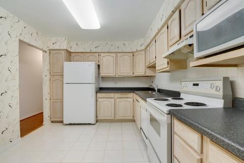 1500 Harbour Dr #1H, Wheeling, IL 60090 photo 7