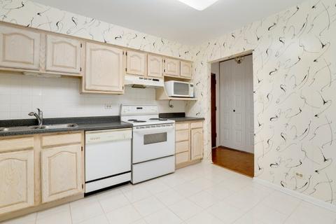 1500 Harbour Dr #1H, Wheeling, IL 60090 photo 9