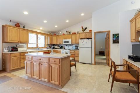 3 Billy Casper Ln, Midlothian, IL 60445 photo 5