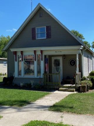 404 Center St, Mazon, IL 60444 photo 1