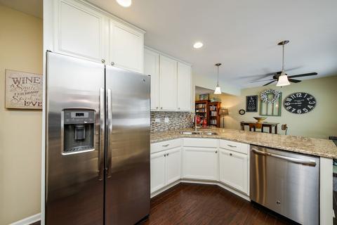 529 Scott St, Algonquin, IL 60102 photo 5