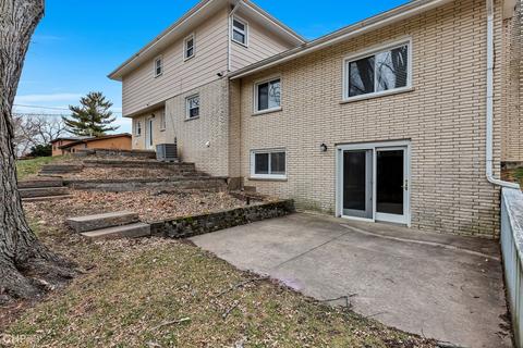 2711 Sequoia Dr, Mchenry, IL 60051 photo 4