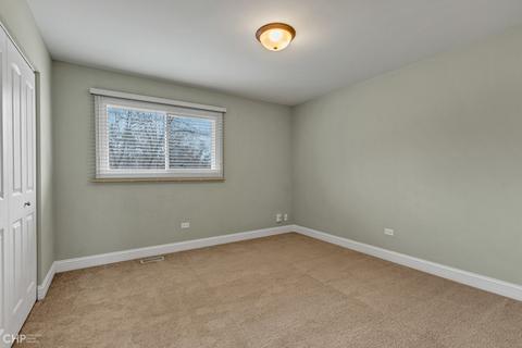 2711 Sequoia Dr, Mchenry, IL 60051 photo 23