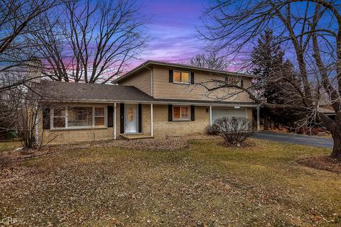 2711 Sequoia Dr, Mchenry, IL 60051 photo 2