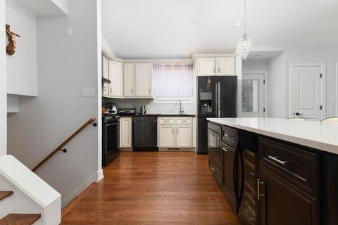 7409 S Oketo Ave, Bridgeview, IL 60455 photo 10