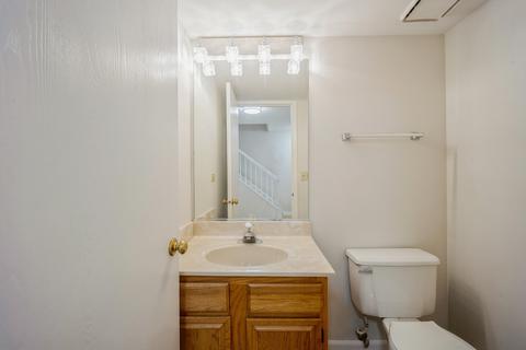 245 12th St #A, Wheeling, IL 60090 photo 6
