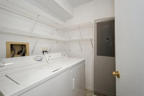 245 12th St #A, Wheeling, IL 60090 photo 10