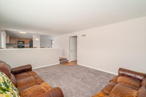 720 Maplewood Dr, Minooka, IL 60447 photo 10