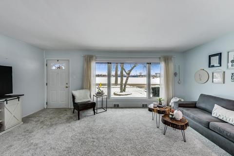 511 N Forest Ave, Mount Prospect, IL 60056 photo 6