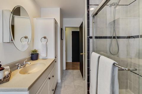 511 N Forest Ave, Mount Prospect, IL 60056 photo 20