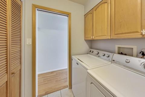 511 N Forest Ave, Mount Prospect, IL 60056 photo 22