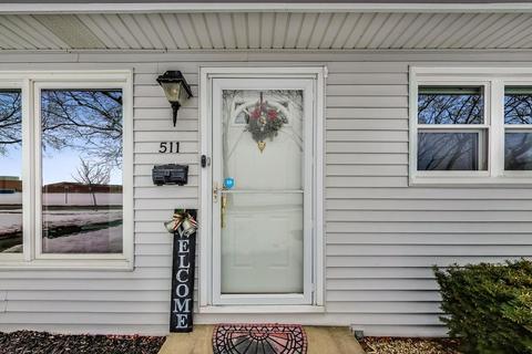 511 N Forest Ave, Mount Prospect, IL 60056 photo 4