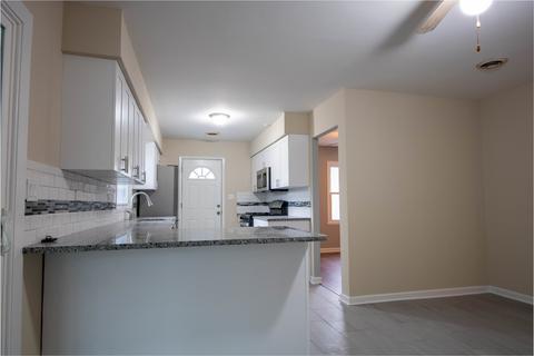 909 Valley Stream Dr, Wheeling, IL 60090 photo 8
