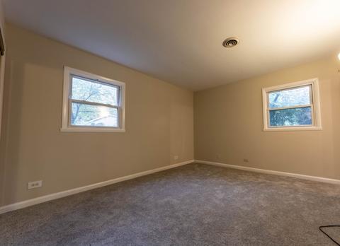 909 Valley Stream Dr, Wheeling, IL 60090 photo 15