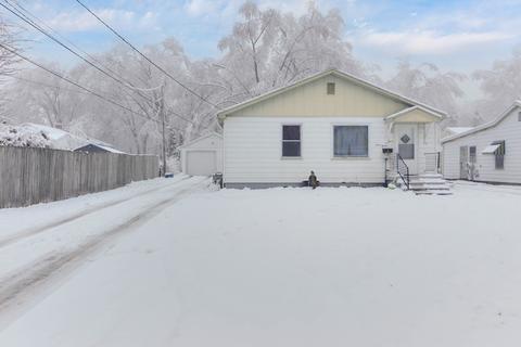 315 E Stewart St, Bloomington, IL 61701 photo 1