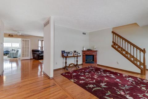 2011 N Towanda Ave, Normal, IL 61761 photo 2