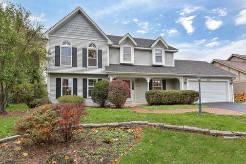 2167 Embden Ln, Wheaton, IL 60189 photo 1