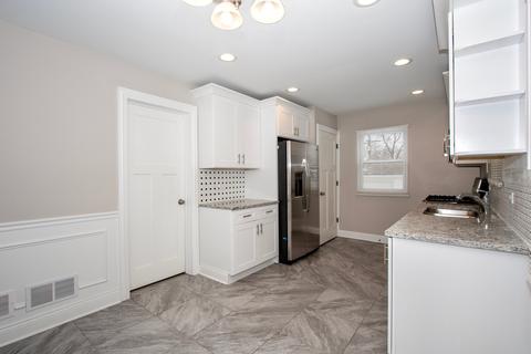 154 E 120th St, Chicago, IL 60628 photo 9