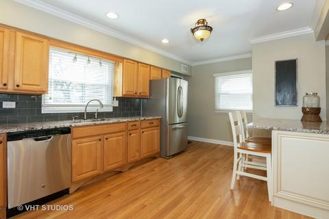 1222 Pershing Ave, Wheaton, IL 60189 photo 3