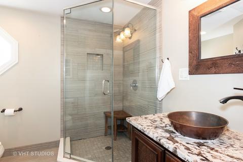 1222 Pershing Ave, Wheaton, IL 60189 photo 9