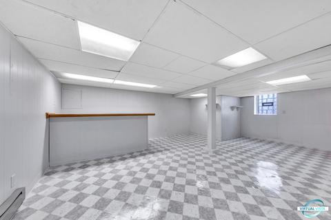 7524 S Constance Ave, Chicago, IL 60649 photo 17