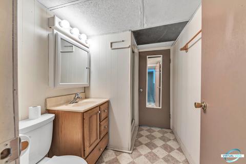 7524 S Constance Ave, Chicago, IL 60649 photo 18