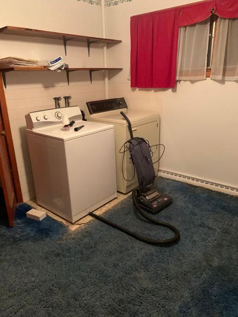 104 E South St, Freeport, IL 61032 photo 8
