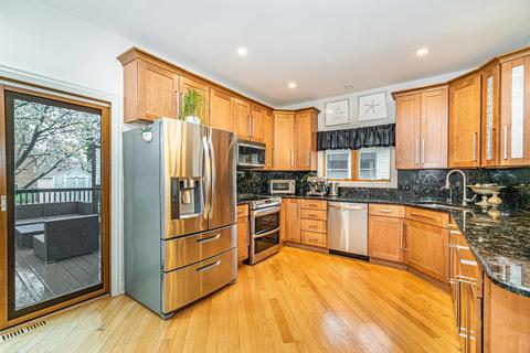 704 E Irving Park Rd, Itasca, IL 60143 photo 6