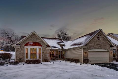 820 Harmon Blvd, Hoffman Estates, IL 60169 photo 4