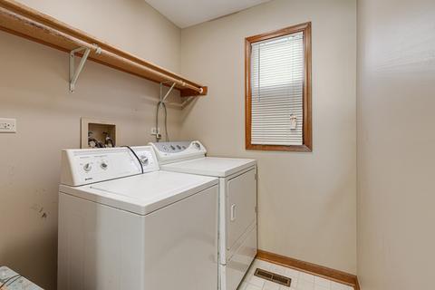 131 S Porter St, Elgin, IL 60120 photo 7