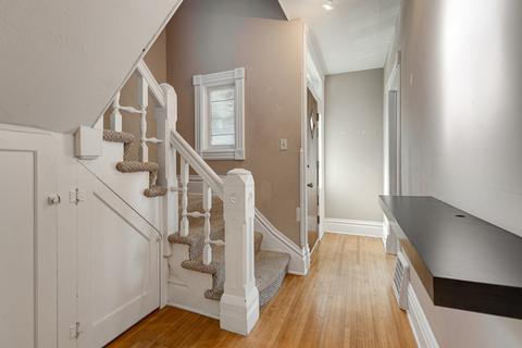 131 S Porter St, Elgin, IL 60120 photo 4