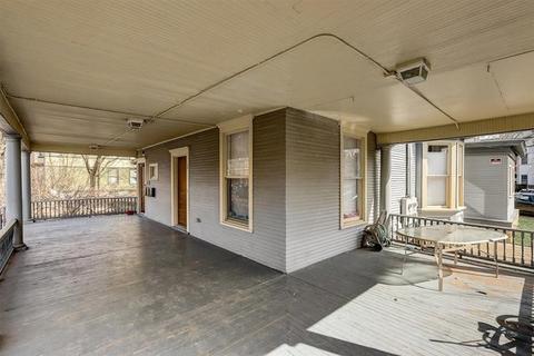 30 S 4th St, Aurora, IL 60505 photo 4