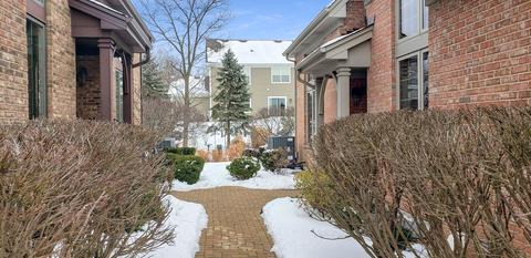 2005 Mackenzie Pl, Wheaton, IL 60187 photo 4