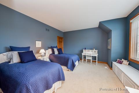 2001 Mackenzie Pl, Wheaton, IL 60187 photo 17