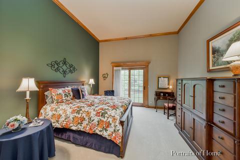 2001 Mackenzie Pl, Wheaton, IL 60187 photo 8